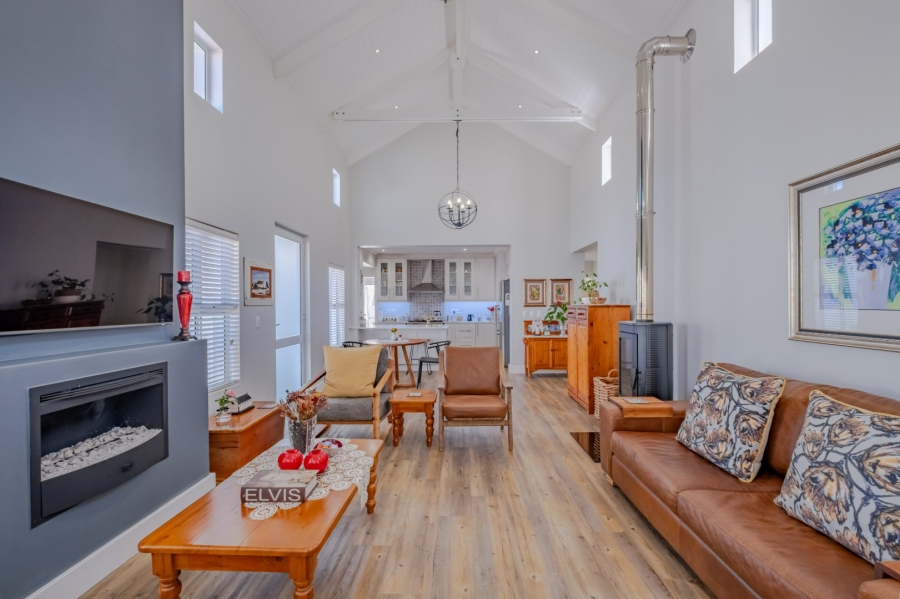 3 Bedroom Property for Sale in Chanteclair Western Cape